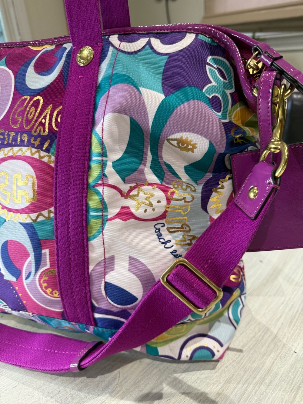 Coach Multicolor Poppy Graffiti Signature Weekend Tote with Fuchsia Straps-NWOT - Picture 2 of 16